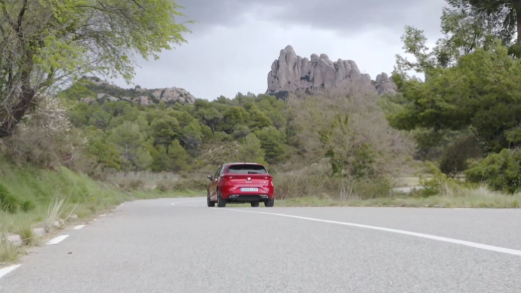 SEAT, marca más vendida en España en 2021, con el Arona como modelo líder absoluto 